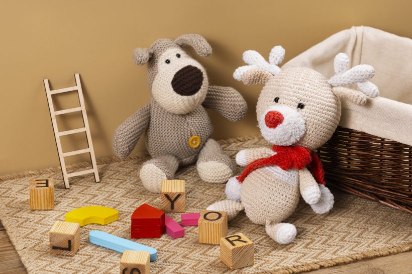 cute-plush-toys-arrangement