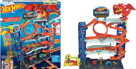 HOT WHEELS MEGA GARAGE