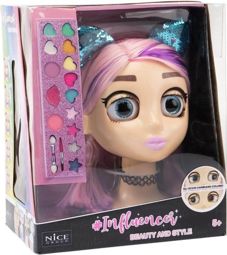 INFLUENCER BEAUTY AND STYLE