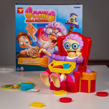 OCCHIO ALLA NONNA